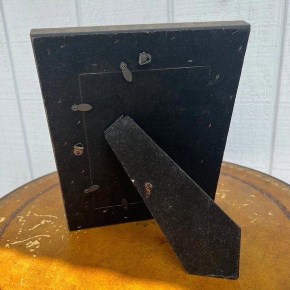 Isaac jacobs gold distressed wooden photo frame - Picture 4 of 4